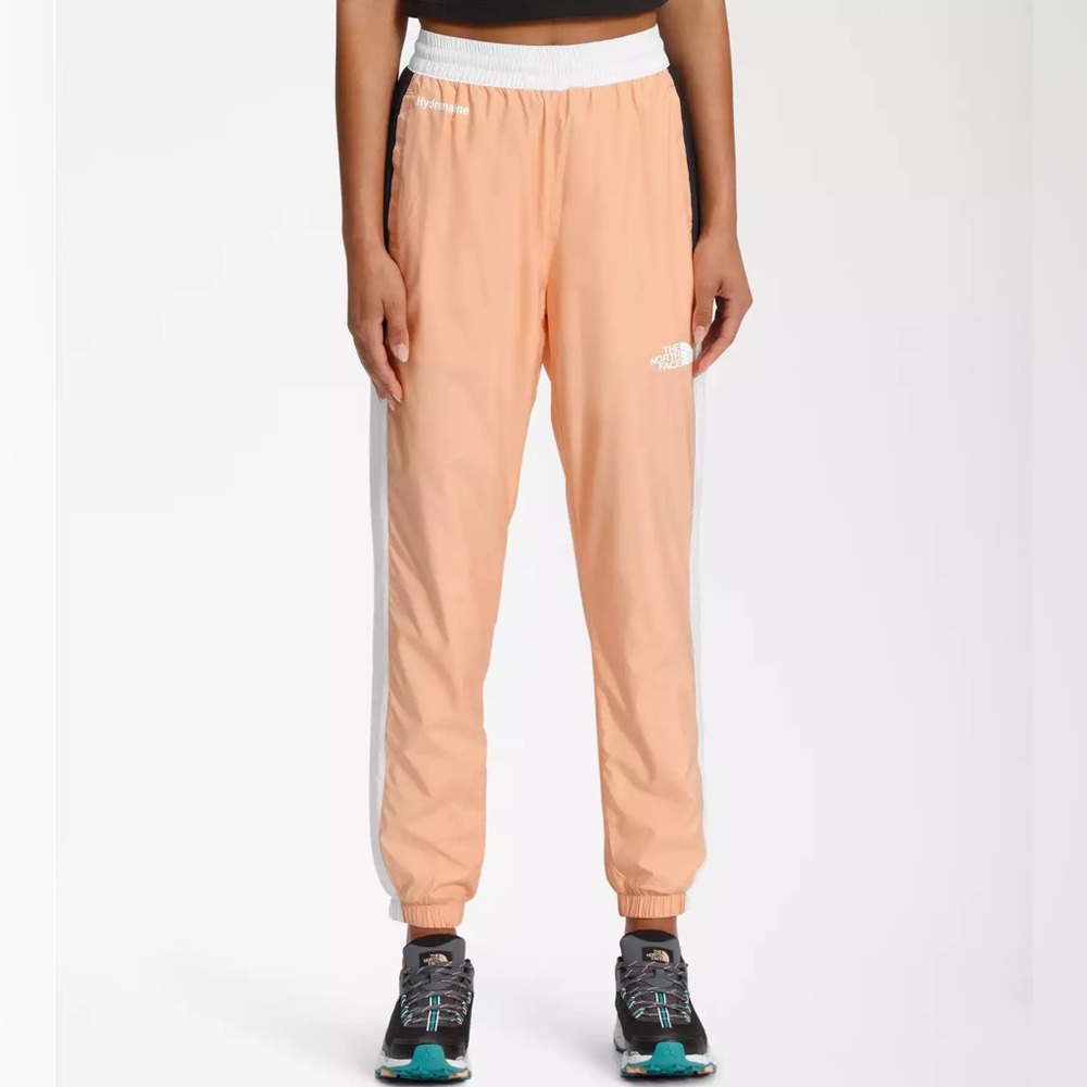The North Face NWT hydrenaline wind breaker pant🏃♀️➡️